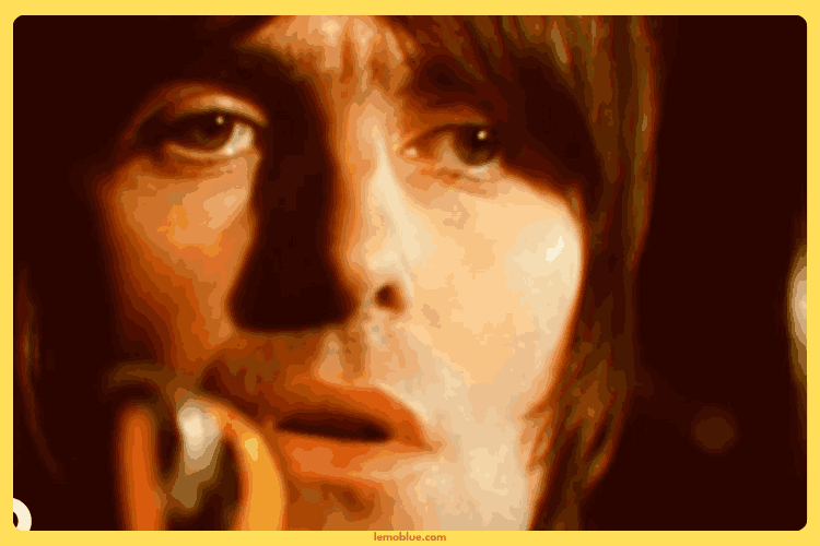 Makna Utama Lirik Lagu Oasis Stop Crying Your Heart Out