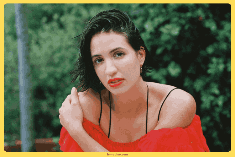 daftar lagu Victoria Canal di Album Slowly, It Dawns