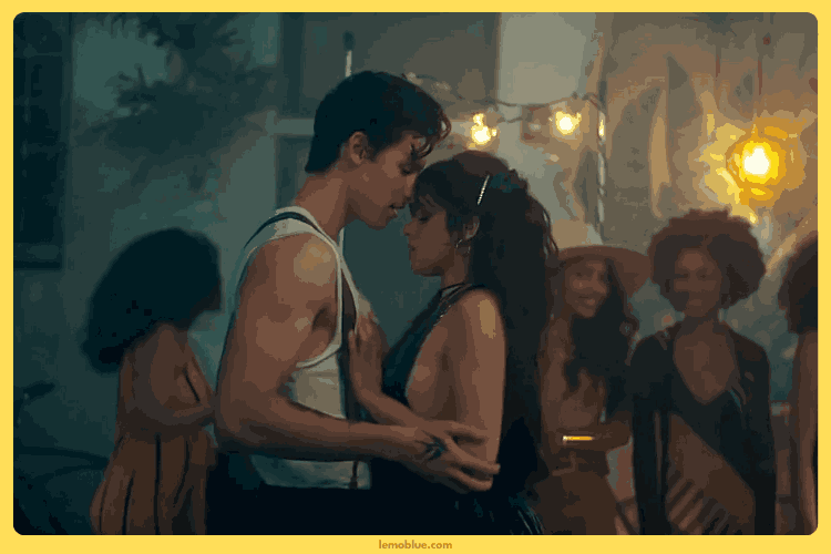 Makna di Balik Lirik Lagu Camila Cabello Senorita