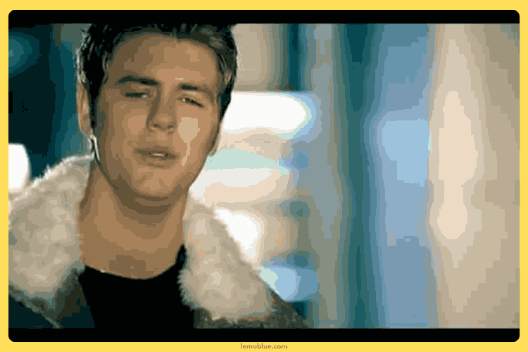 pesan Lirik Lagu Westlife I Lay My Love On You 