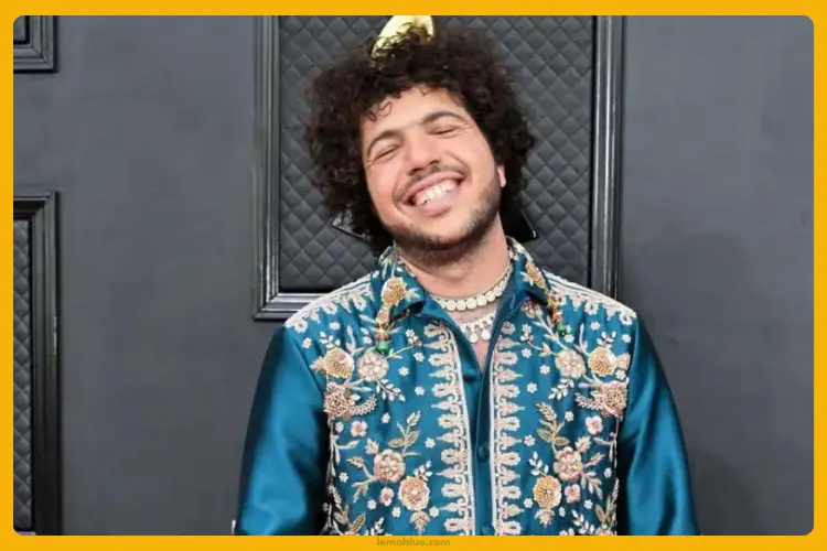 Rekomendasi Lagu yang Ditulis Benny Blanco