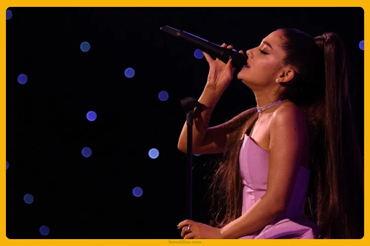 pesan Ariana Grande Bloodline