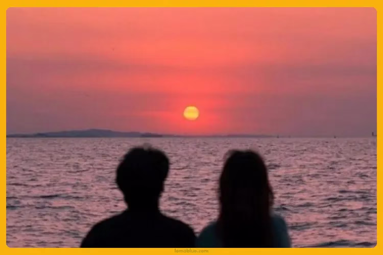 makna lagu d4vd here with me