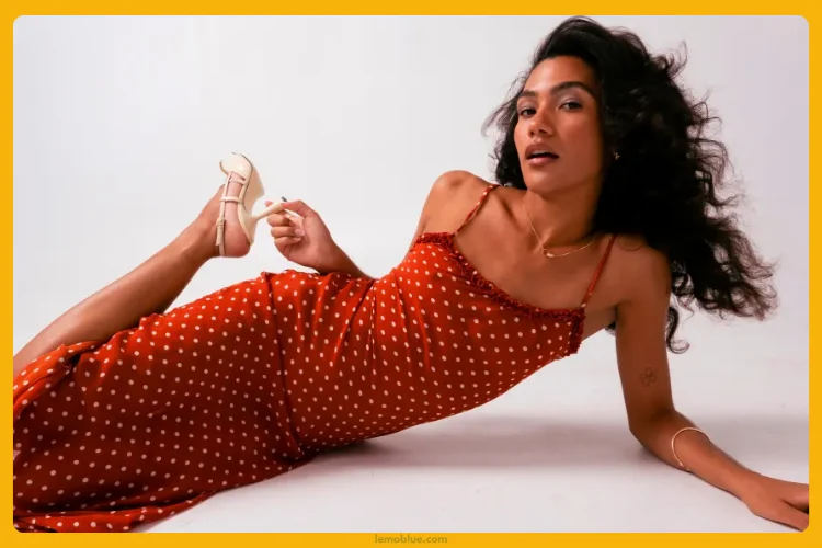 Pesan Lagu Something Inbetween Olivia Dean untuk Pendengar