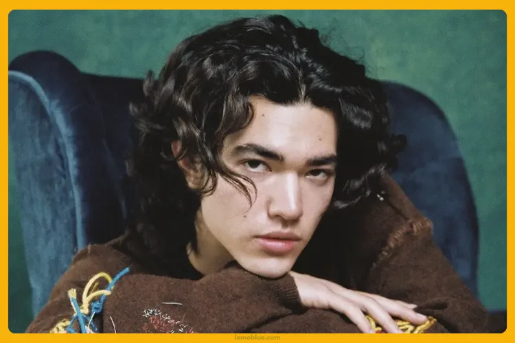 pesan Lagu Conan Gray Astronomy