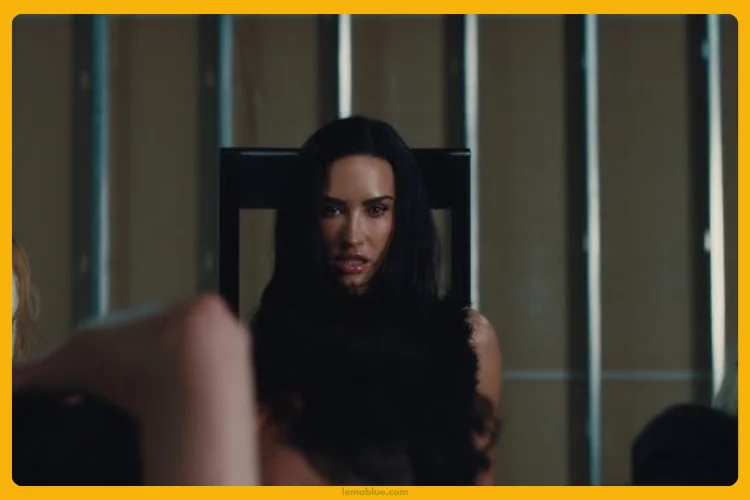 makna Lirik Lagu Kiss Demi Lovato