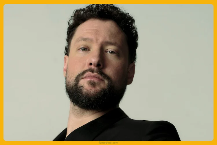 daftar Lagu di album Avenoir Calum Scott’ dan Makna di Balik Setiap Track