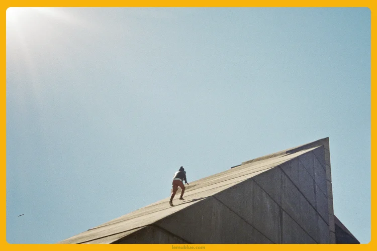 Neu Roses Daniel Caesar makna lagu