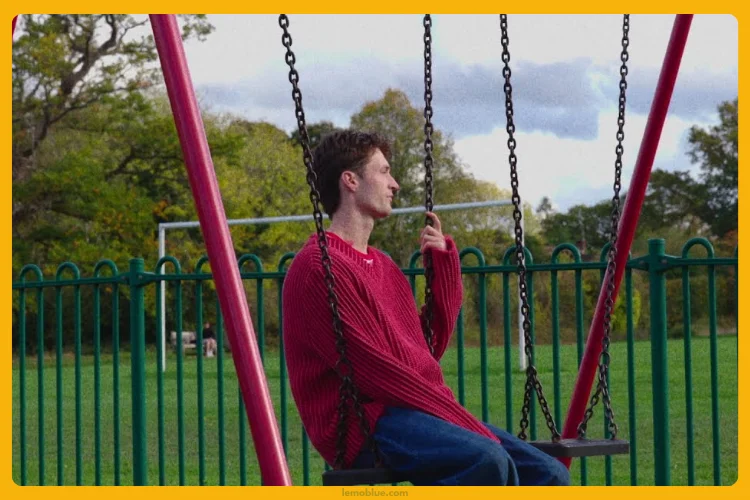 growing pains Henry Moodie makna