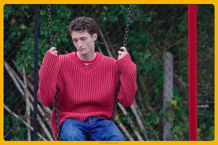 Favourite Mistake Henry Moodie makna