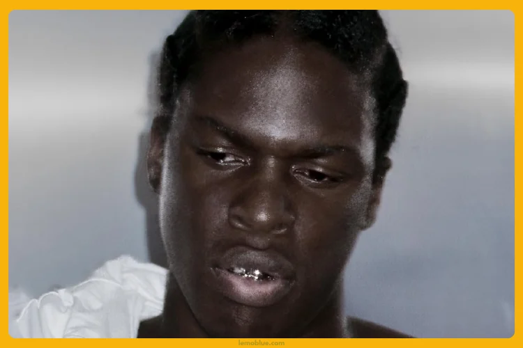 Moon Daniel Caesar Ft. Bon Iver makna