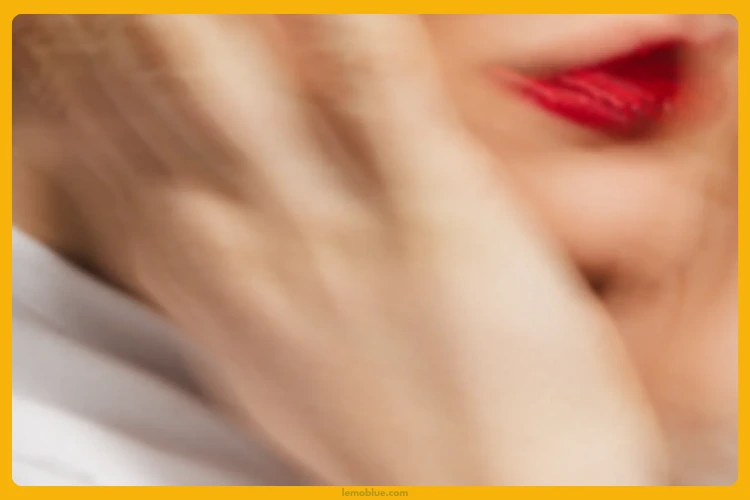 FEEL IT ON ME Jessie J makna