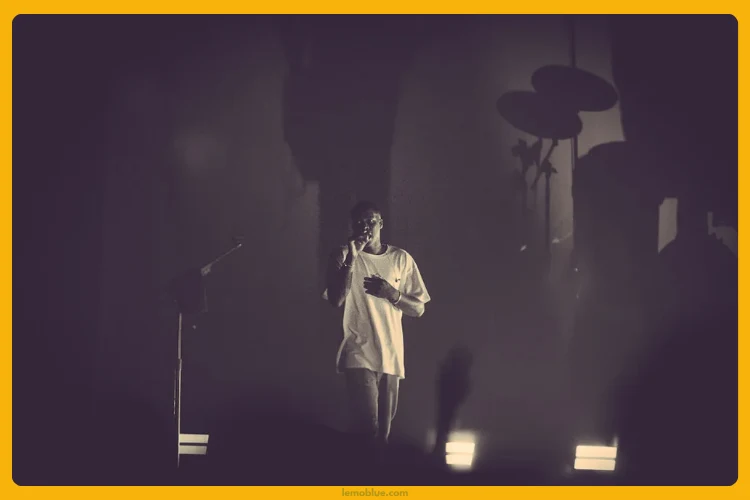 Sign of the Times Daniel Caesar makna lagu