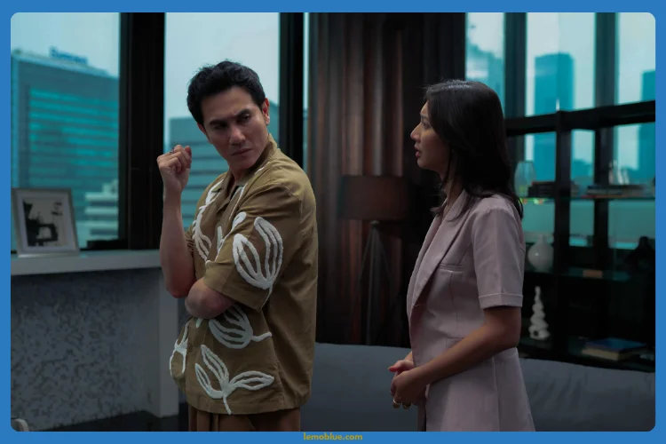 sinopsis Film Lupa Daratan (Lost in the Spotlight) Tentang Apa Sih? (Kesimpulan Plot)