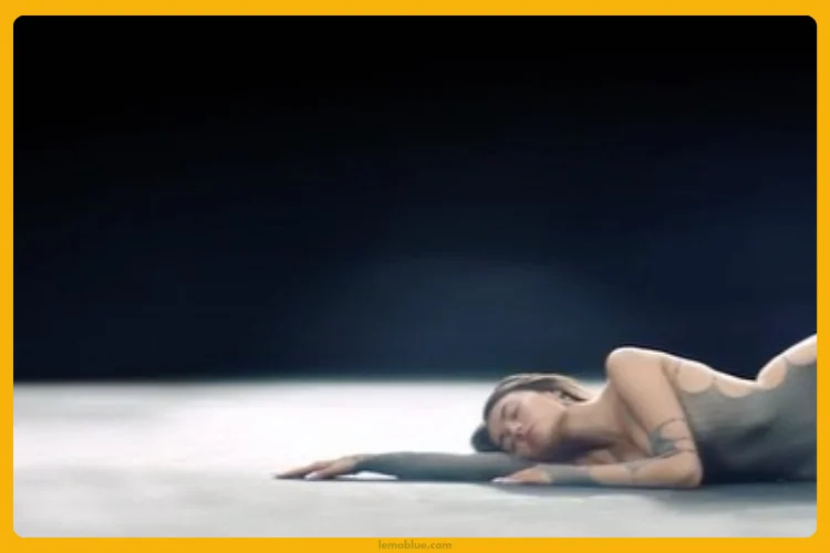 Selfish Madison Beer