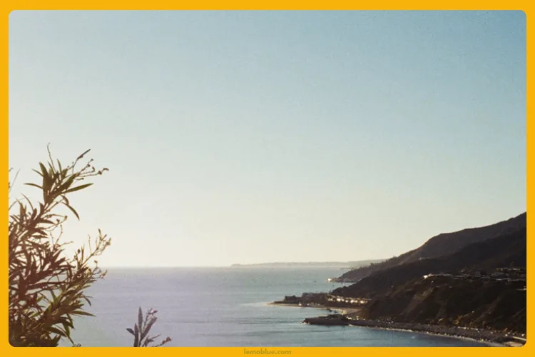 current location LANY makna