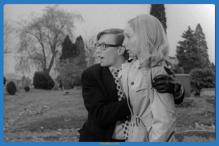 Sinopsis Night of the Living Dead: Teror Dimulai dari Pemakaman