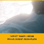 Makna Lagu Violet Daniel Caesar